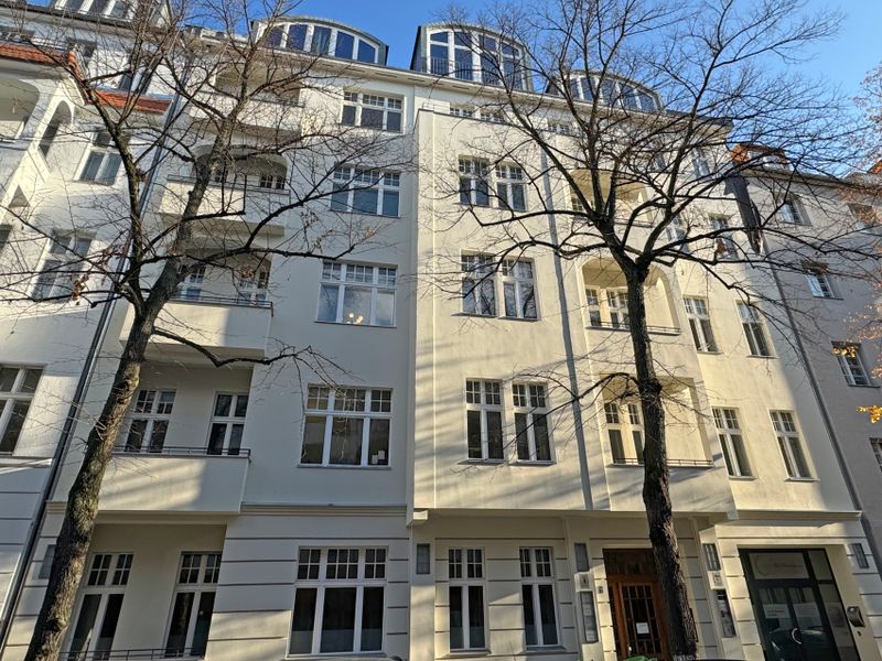 Sanierter Altbau in Ku`Damm Seitenstraße