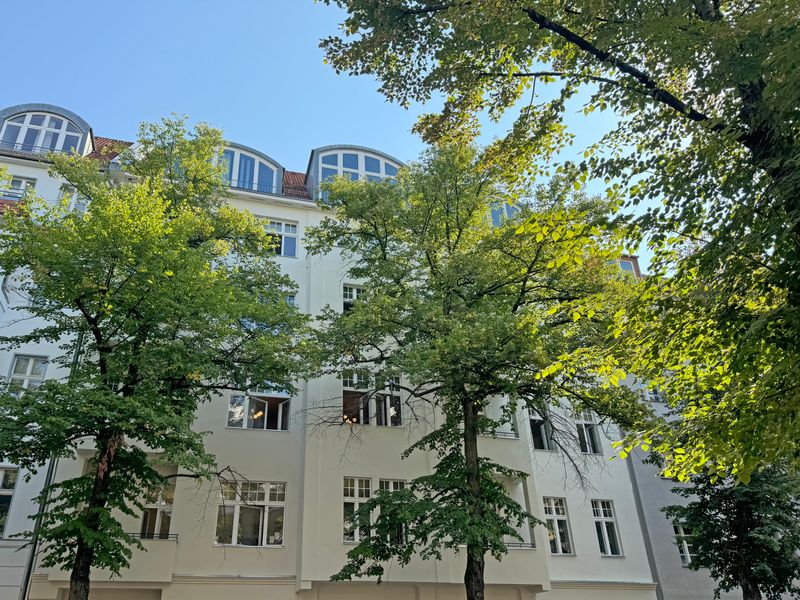 Sanierter Altbau in Ku`Damm Seitenstraße